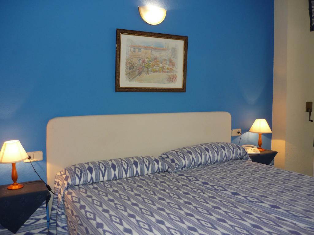 Hotel Reconquista Alzira Quarto foto